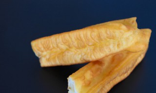 油条用的面粉是高筋还是低筋的 油条用的面粉是高筋还是低筋的呢