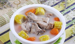 红萝卜玉米排骨汤的做法（土豆红萝卜玉米排骨汤的做法）