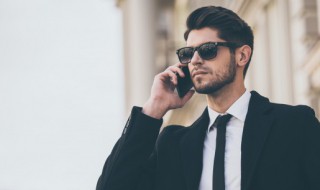 怎么查别人的手机号码（怎么查别人的手机号码余额）