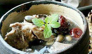 黑豆排骨汤的做法 黑豆排骨汤的做法大全家常