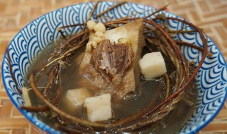 鸡骨草煲汤的做法大全（鸡骨草煲汤的做法大全窍门）