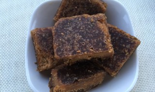 红糖结块了怎么办 红糖结了硬块怎么办