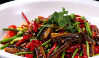 黄鳝死了变硬了还能吃吗（刚刚死的黄鳝还很软能吃吗）