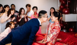 穿过的秀禾服怎么洗（禾秀服怎么清洗）