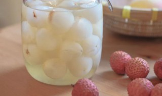 泡荔枝酒可以用塑料瓶泡吗（酿荔枝酒可以用塑料瓶吗）