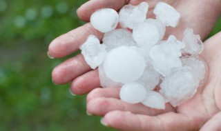 为什么冰雹在夏季出现（为什么冰雹在夏季出现在冬季）