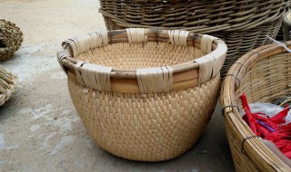 簸箕是什么意思（女人十个簸箕是什么意思）