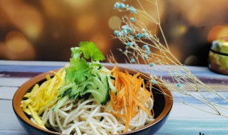 夏至要吃凉面吗 夏至喝凉面条