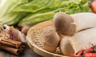 干锅手撕杏鲍菇的做法 干锅手撕杏鲍菇图片