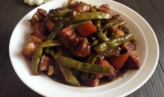 猪肉炖豆角的做法（怎样做猪肉炖豆角）