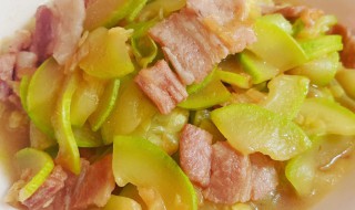 三月瓜炒肉片的做法 三月瓜炒肉片的做法视频