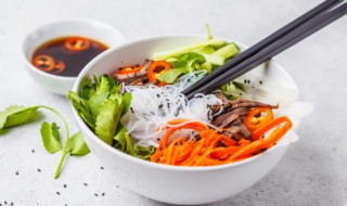 玉林生料米粉的做法 玉林生料粉配料有哪些