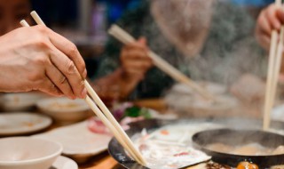 四川麻辣火锅的做法 四川麻辣火锅的做法大全