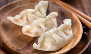 芹菜饺子馅怎么调好吃（芹菜饺子馅怎么调好吃窍门）