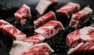 咖喱牛肉炖土豆的做法（咖喱牛肉炖土豆的家常做法）