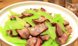 腊肉炒莴笋干的做法 腊肉蒸莴笋干的做法