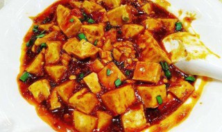 酱烧豆腐的做法 黄豆酱烧豆腐的做法