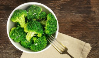 抗衰老的食物都有哪些（抗衰老的食物有哪些水果蔬菜等等）