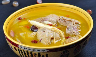 滋补鸡汤（滋补鸡汤怎么炖好喝又营养）