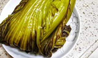 大白菜腌制酸菜的方法（冬季大白菜腌制酸菜的方法）