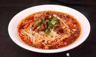 牛肉酸辣粉 牛肉酸辣粉的做法