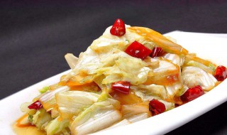 炒酸辣白菜（炒酸辣白菜用什么醋）