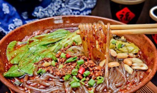 酸辣粉的制作 酸辣粉怎么做最正宗的酸辣粉