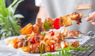 蔬菜烤串怎么做（烧烤蔬菜串怎么烤）