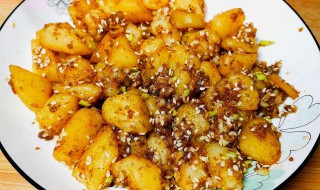 怎么做土豆粒（小粒土豆的做法）