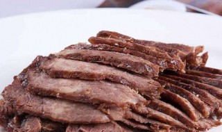 牛肉的卤制方法（五香牛肉的卤制方法）