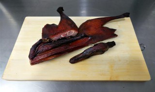 腊鹅肉的腌制方法（腊鹅肉的腌制方法视频）