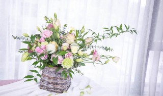 简易插花怎么做 怎么教简易插花