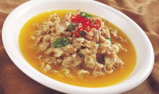 金汤肥牛的制作方法（金汤肥牛的制作方法和配料）