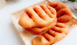 炸油饼的教学方法 炸油饼的教学方法视频