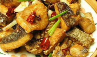糍粑鱼怎么做（超市买的糍粑鱼怎么做）