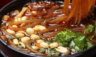 酸辣粉底料的熬制方法（酸辣粉底料怎么做）
