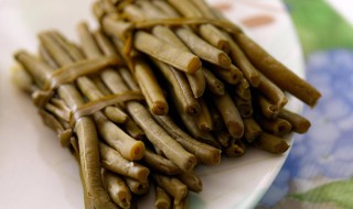 广东酸豆角的腌制方法（广东酸豆角的腌制做法）