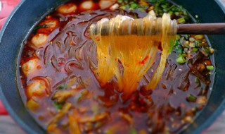 酸辣粉汤料的制作方法（酸辣粉汤的配料）