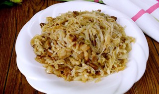 怎样做东北酸菜（怎样做东北酸菜好吃）