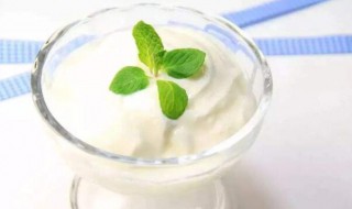 做酸奶可以放蜂蜜吗（自制酸奶时可以放蜂蜜吗）