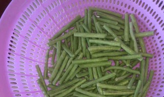 如何腌制酸豆角脆又酸（如何腌制酸豆角脆又酸视频）