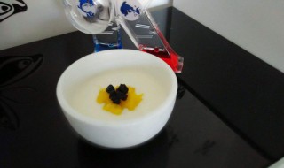 鸡蛋酸奶布丁的做法 鸡蛋酸奶布丁的做法视频