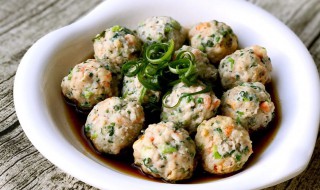 香煎西兰花虾丸的做法（西兰花炒肉丸的做法）