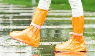 防雨胶鞋什么材质好 防雨胶鞋什么材质好一点