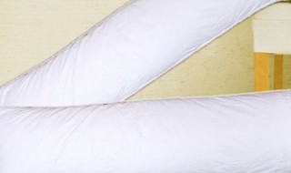 等身抱枕枕芯用什么材料好（等身抱枕枕芯用什么材料好些）