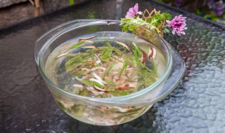 西湖莼菜汤的做法（西湖莼菜汤的做法窍门）