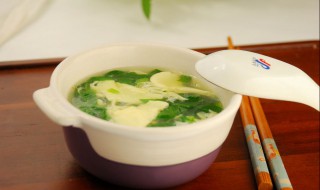 家常菠菜汤的做法（家常菠菜汤的做法简单）