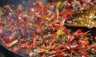 小龙虾收汁要几分钟（龙虾需要大火收汁吗）