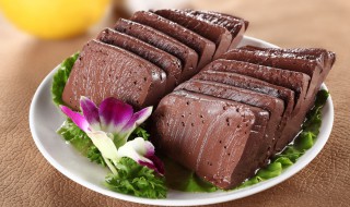 火锅鸭血怎么吃（火锅鸭血怎么吃?）