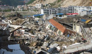 地震躲避方法?（地震躲避方法图片简笔画）